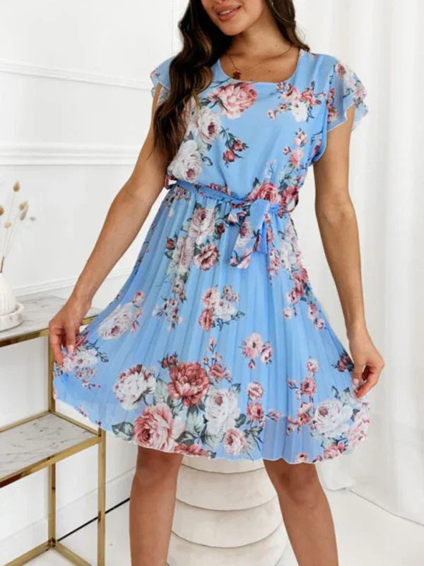 Romantic Black Floral Pleated Midi Dress fashion image