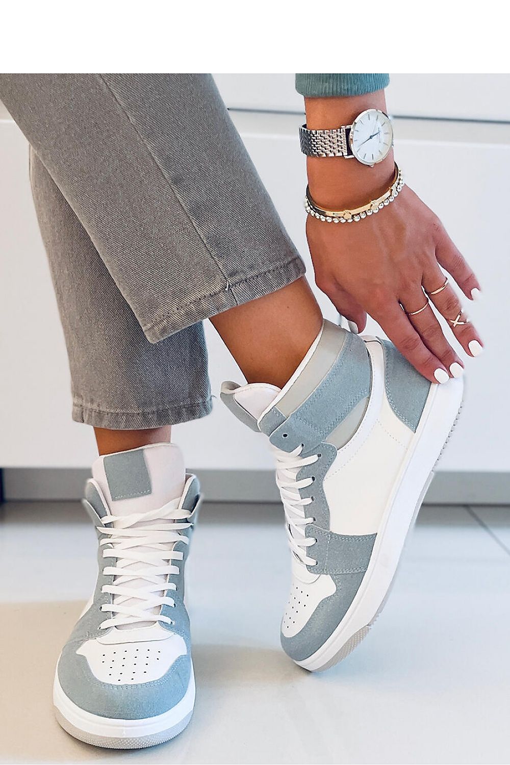 Women's Sneakers - High Tops Women Sneakers - Lace-Up All-Season Shoes