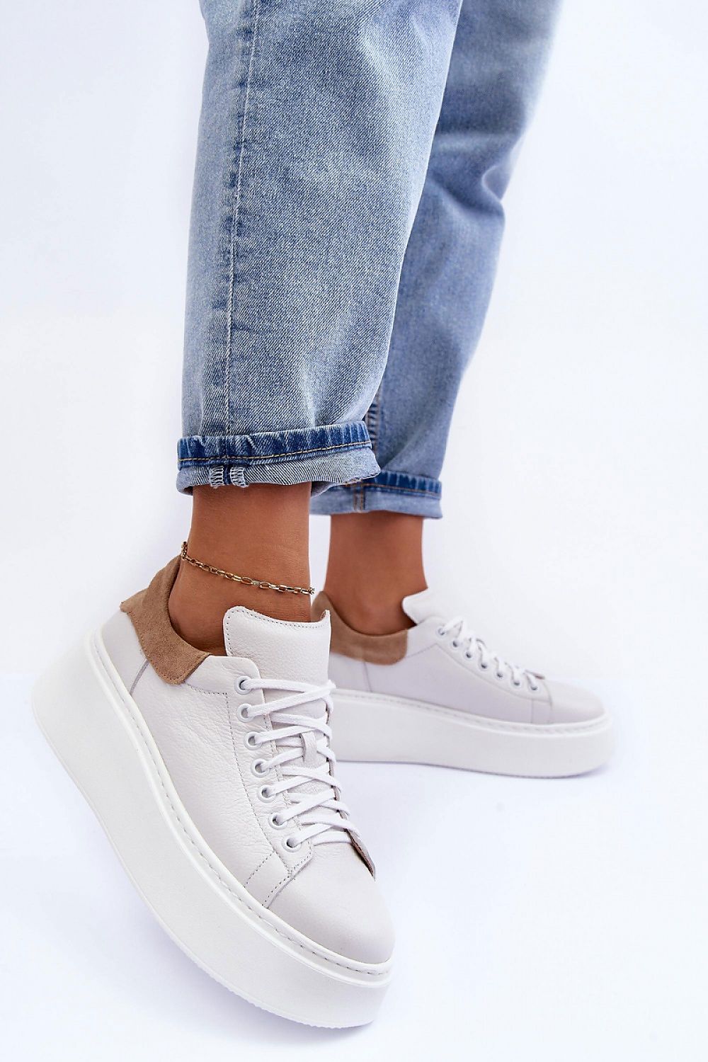 Women's Sneakers - Low-Top Women Platform Sneakers Shoes - Lace-Up All-Season Shoes