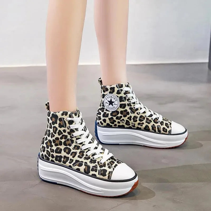 Women's Sneakers - Low-Top Women Sneakers - Platform Lace-Up Spring-Summer Shoes