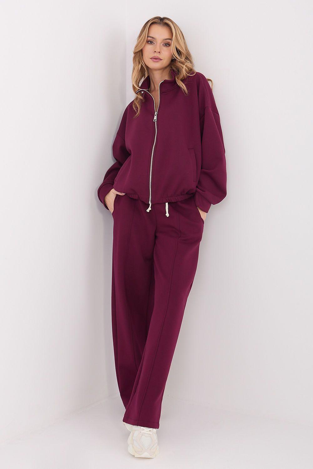 Women's Wide Leg Sweatpants — Brown