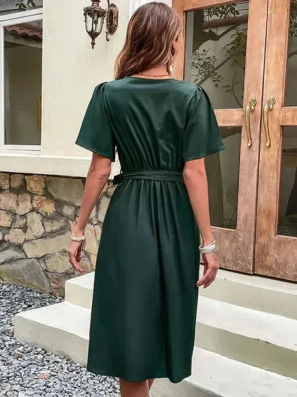 A-line,A-line dress,button-down,button-down dress,buttons,casual,casual dress,cotton,cotton dress,dress dress,ladies Wrinkle resistant,midi,midi hem dress,Quick drying midi dress,regular,regular dress,short sleeve,short sleeve dress,solid,solid dress,straight,summer,summer dress,V-neck,V-neck dress-LeStyleParfait