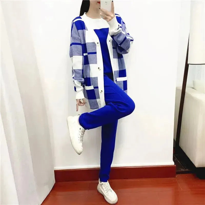 Cozy Knit Colorblock Three-Piece Women Set - Colorblock Knit Set - LeStyleParfait