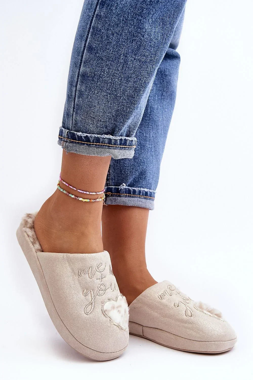  Slippers model 189099 Step in style 