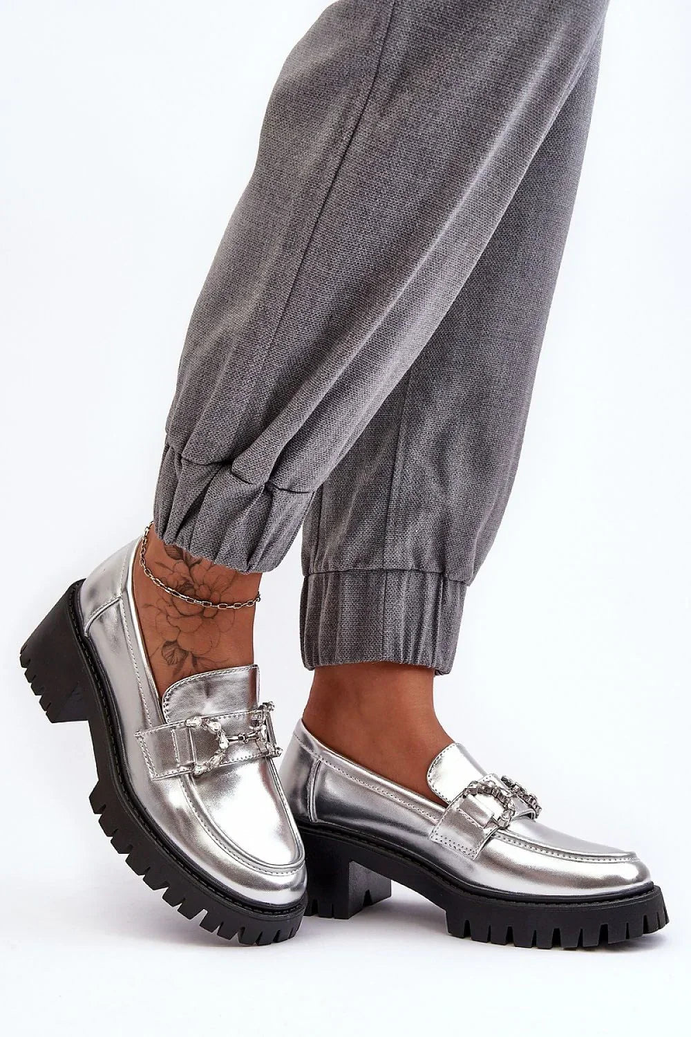  Heeled low shoes model 189876 Step in style 