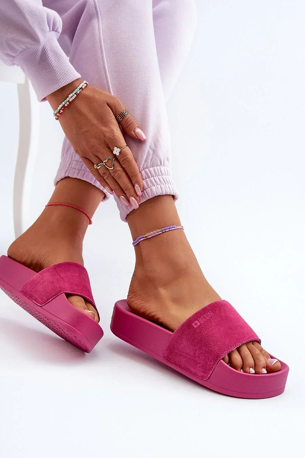  Flip-flops model 195432 Step in style 