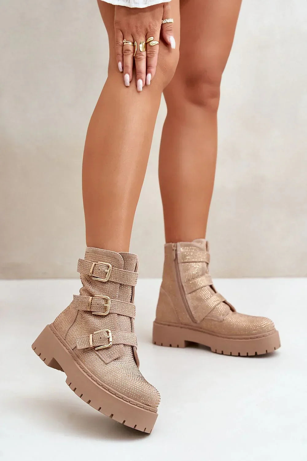  Boots model 199983 Step in style 