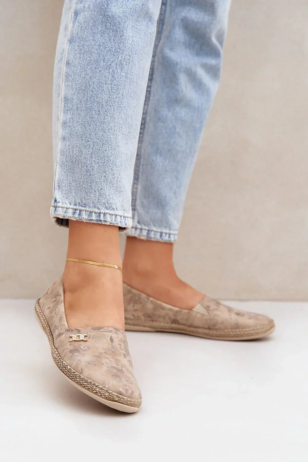  Espadrille model 208322 Step in style 
