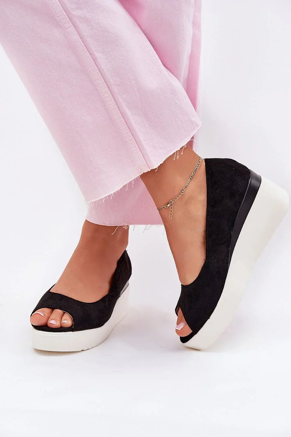  Buskin model 214986 Step in style 