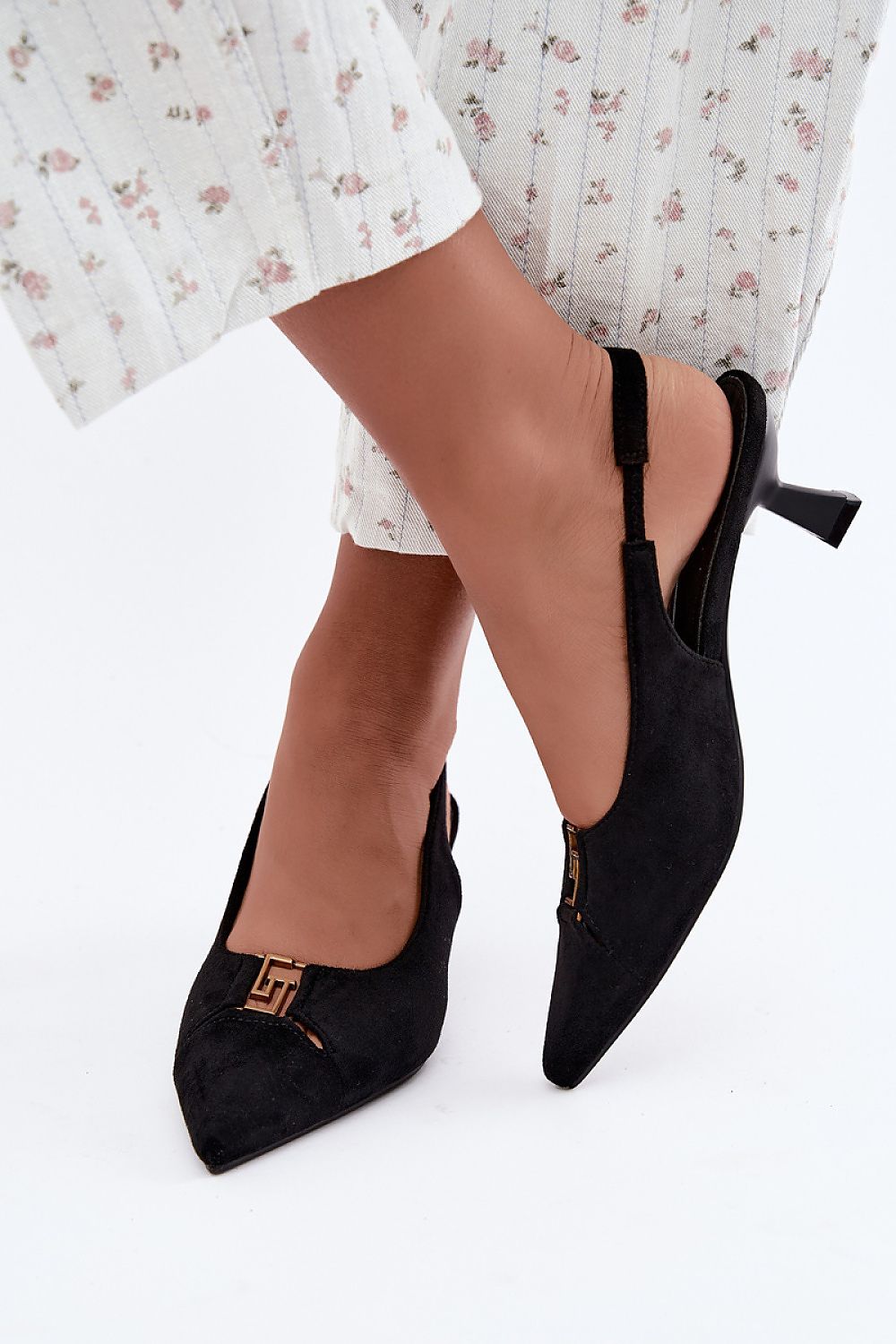 Women's Pointed Toe Slingback Block Heel Pumps - sole view - LeStyleParfait