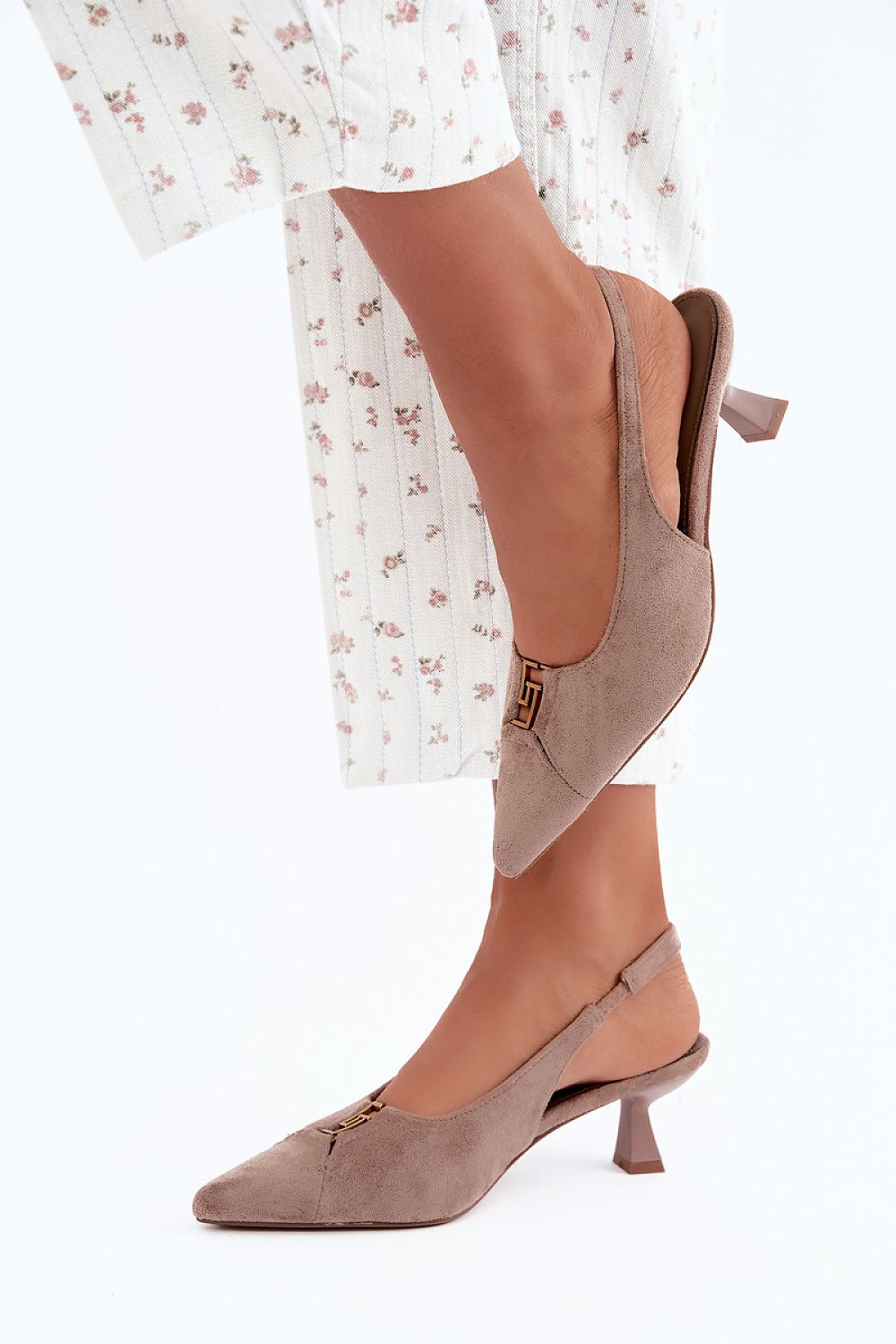 Women's Pointed Toe Slingback Block Heel Pumps - full pair display - LeStyleParfait