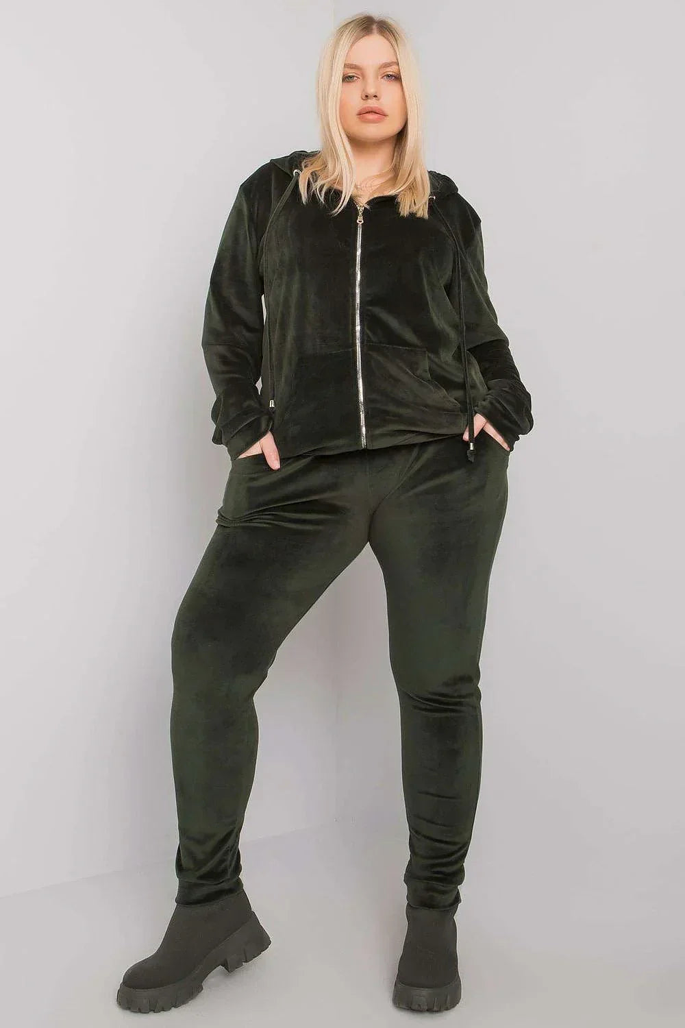  Plus size set model 171041 Relevance 