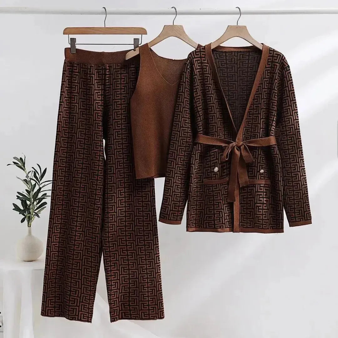 Elegant Women Geometric Tailored Three-Piece Pants Set - Geometric Pants Set - LeStyleParfait