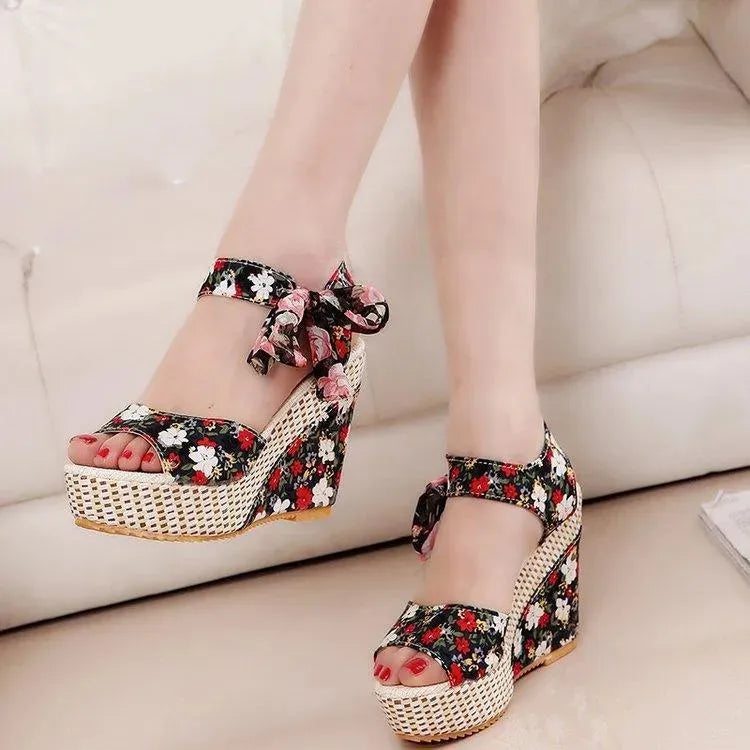 Floral Print Peep Toe Wedge Sandals - Wedge Shoes - LeStyleParfait