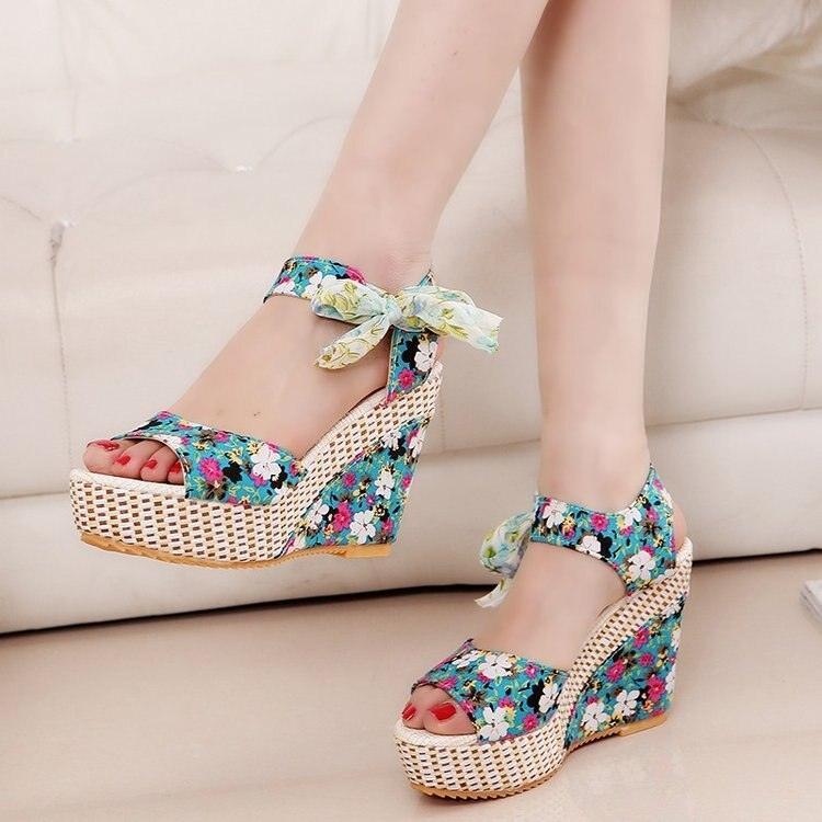 Floral Print Peep Toe Wedge Sandals - Wedge Shoes - LeStyleParfait