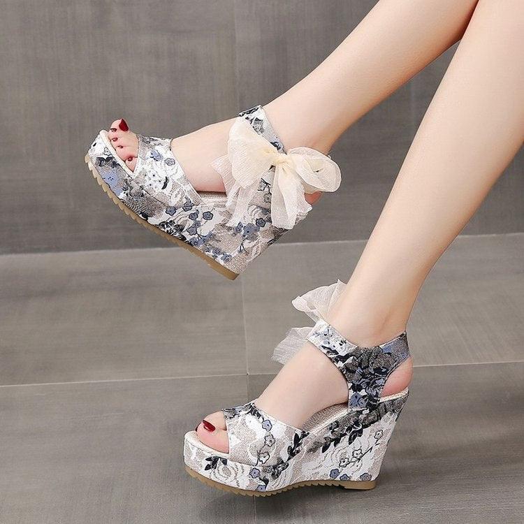 Floral Print Peep Toe Wedge Sandals - Wedge Shoes - LeStyleParfait