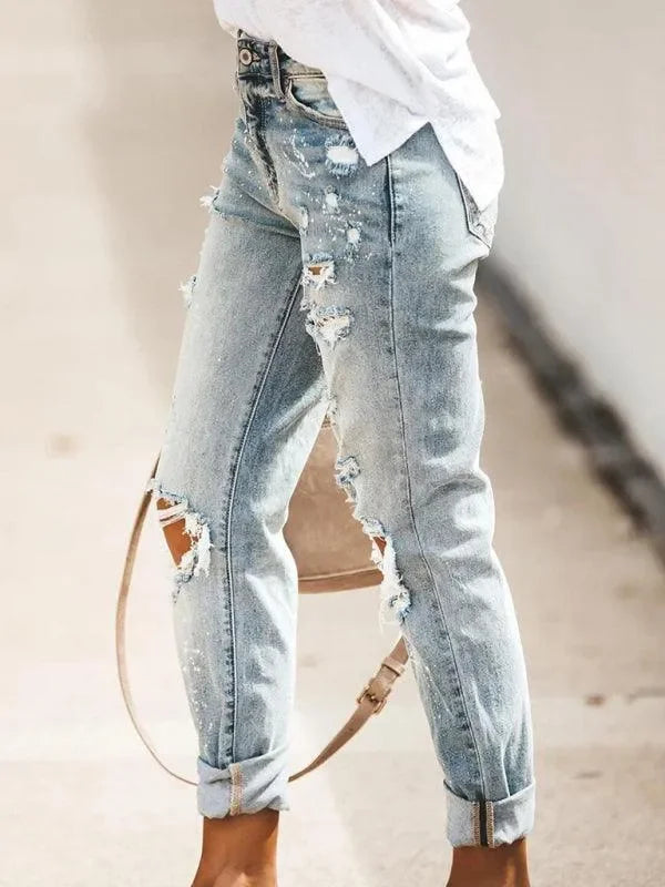Ladies Ripped Straight-Leg Jeans - Women Jeans - LeStyleParfait