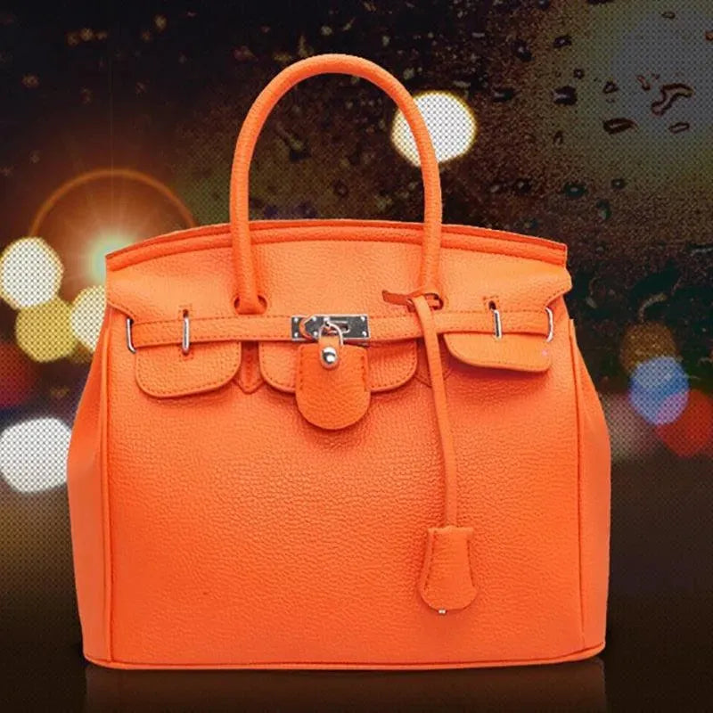 Minimalist Leather Handbag - Handbag - LeStyleParfait