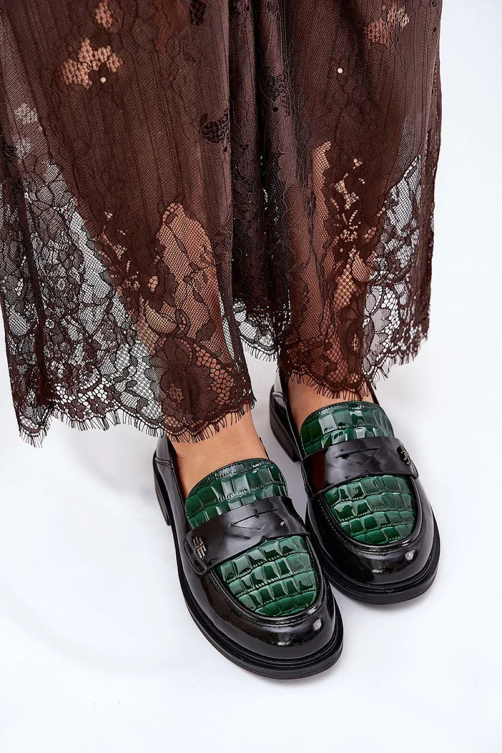 Women’s patent leather moccasin loafers, embossed flat women’s office loafers for spring and autumn