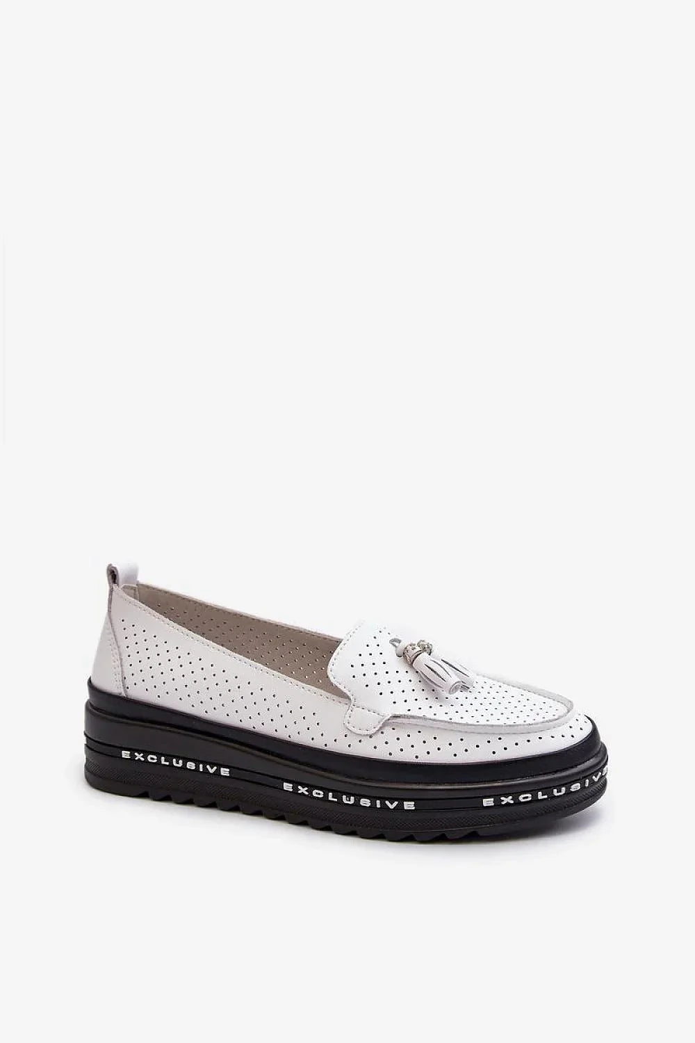 Women’s tassel perforated leather platform moccasins, chunky breathable women’s platform moccasins for spring and autumn